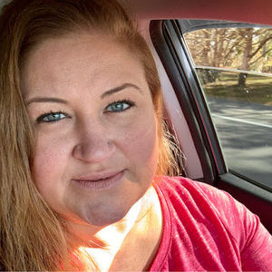 Meet your Posher, Lori